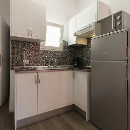 Zona Hospital Apartment *