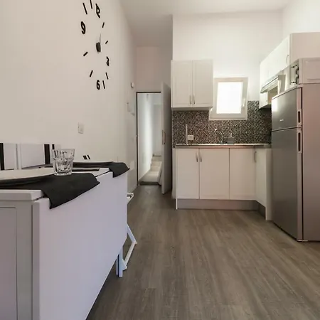 Zona Hospital Apartment *