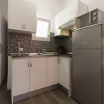 Zona Hospital Apartment *
