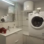 Zona Hospital Apartment *